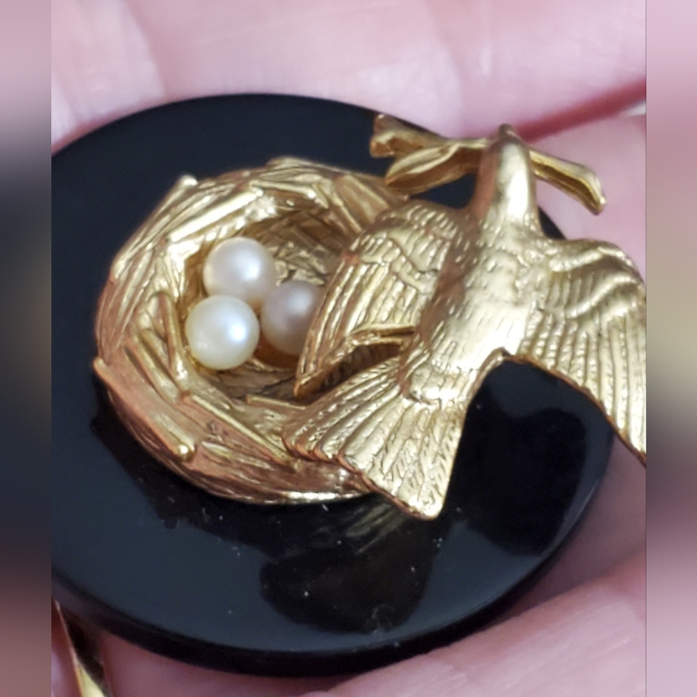 Vintage STUNNING Bird nest pearls enamel brooch pin gold - Picture 9 of 12